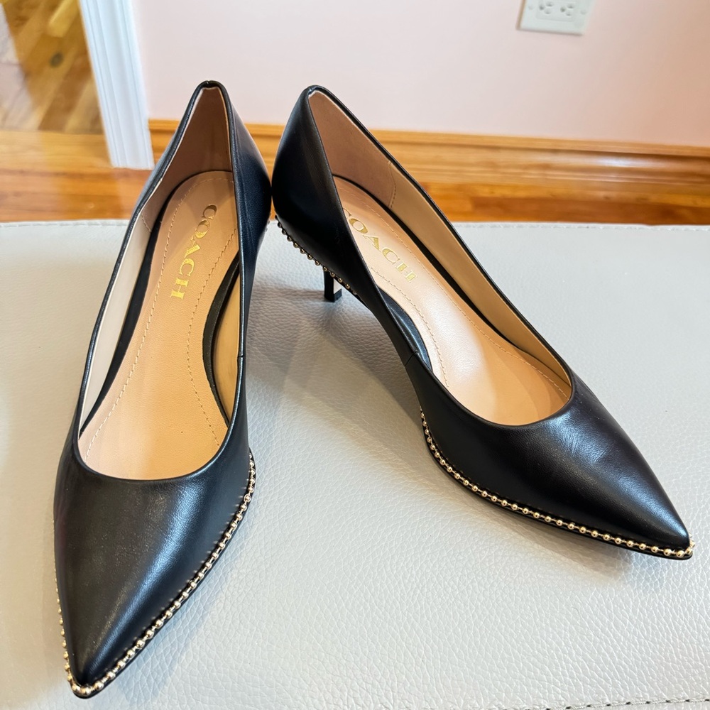 COACH Jackie Leather Beaded Dress Pumps size 6.5